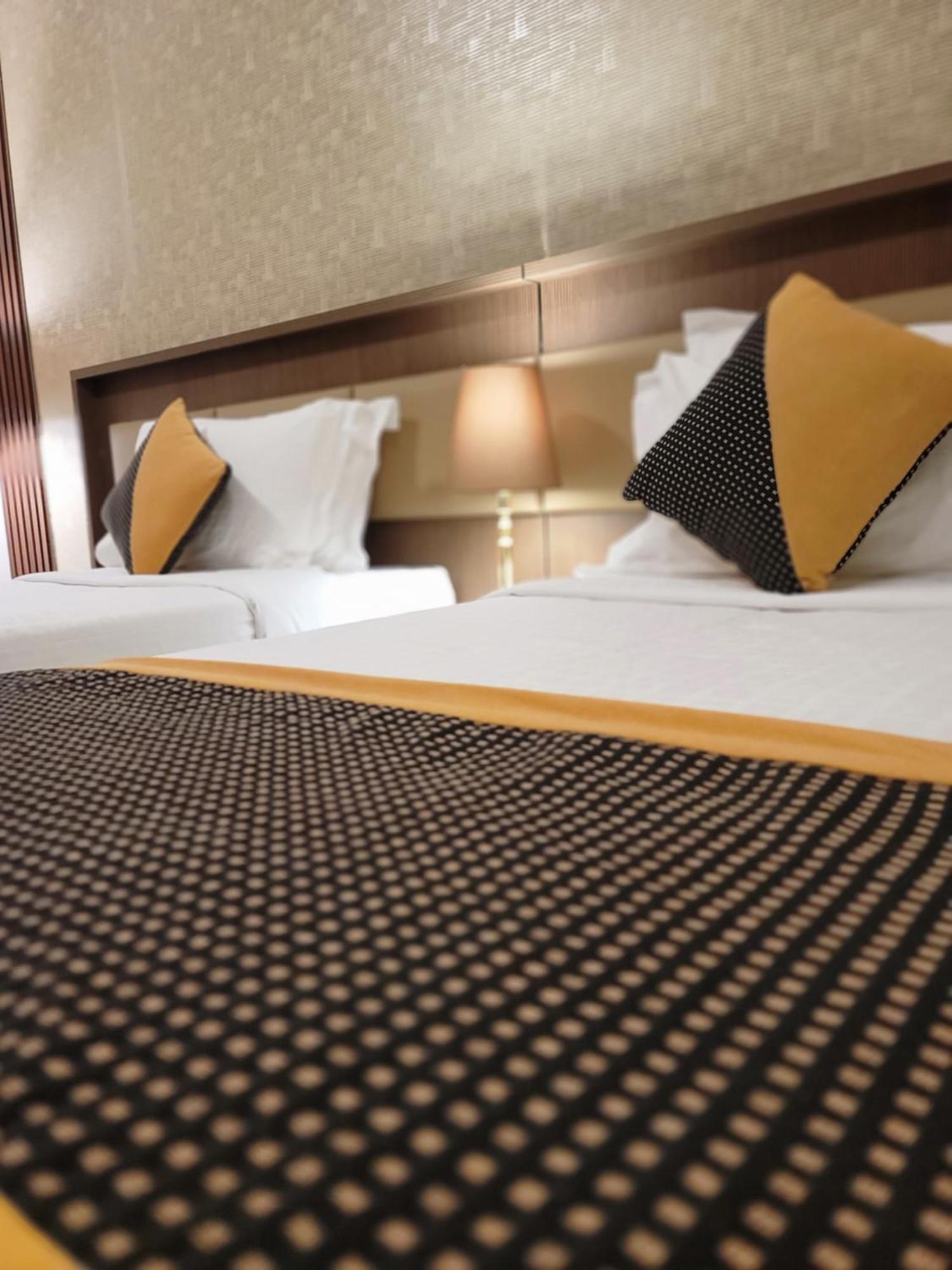 אל-מדינה Qasr Al Ansar Golden Tulip Hotel מראה חיצוני תמונה