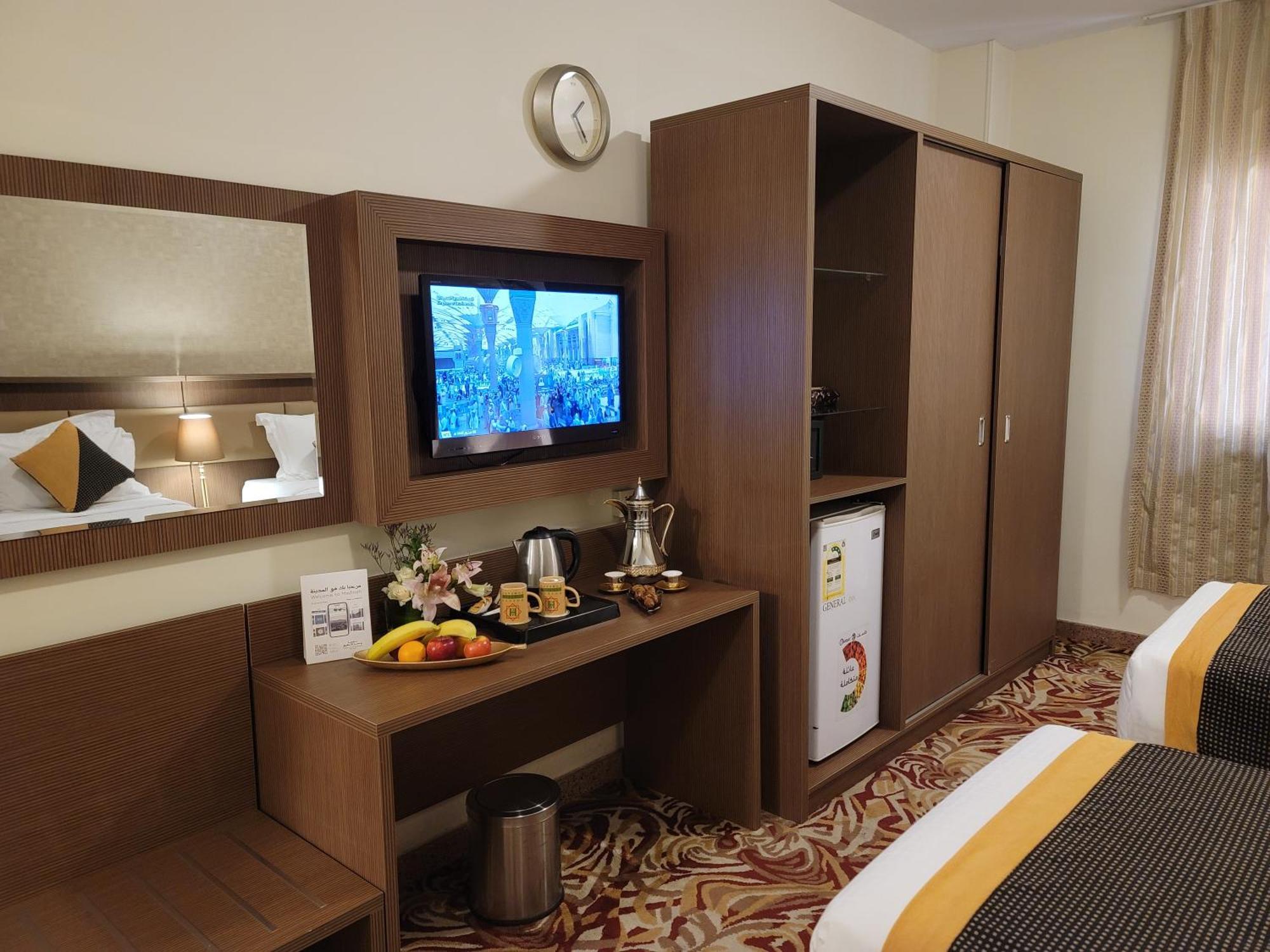 אל-מדינה Qasr Al Ansar Golden Tulip Hotel מראה חיצוני תמונה