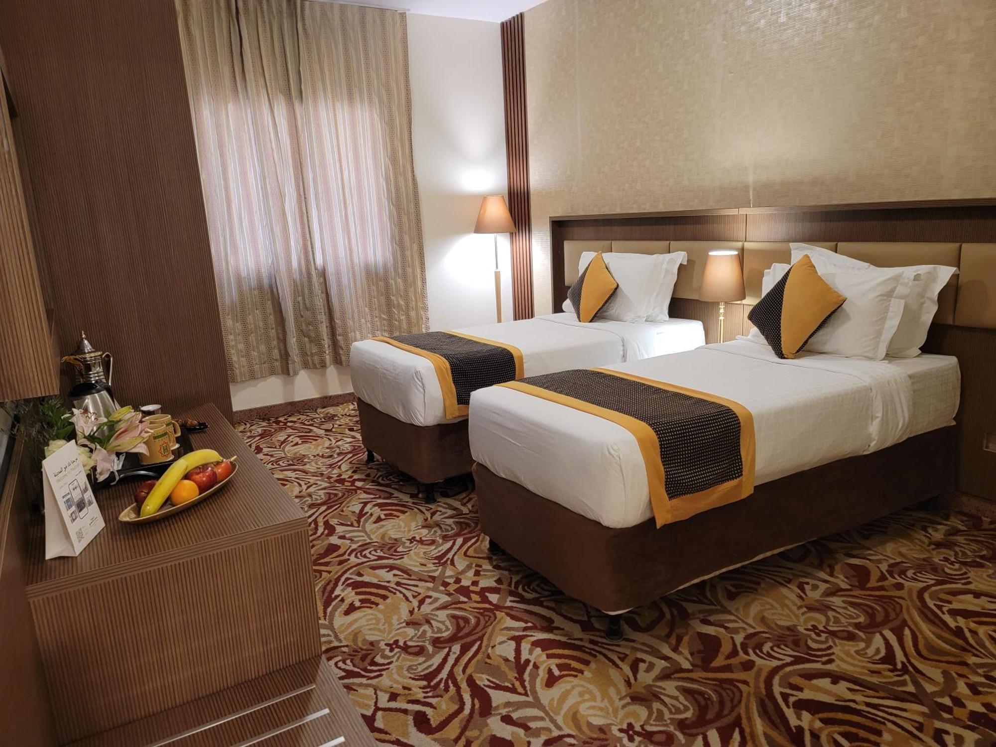אל-מדינה Qasr Al Ansar Golden Tulip Hotel מראה חיצוני תמונה